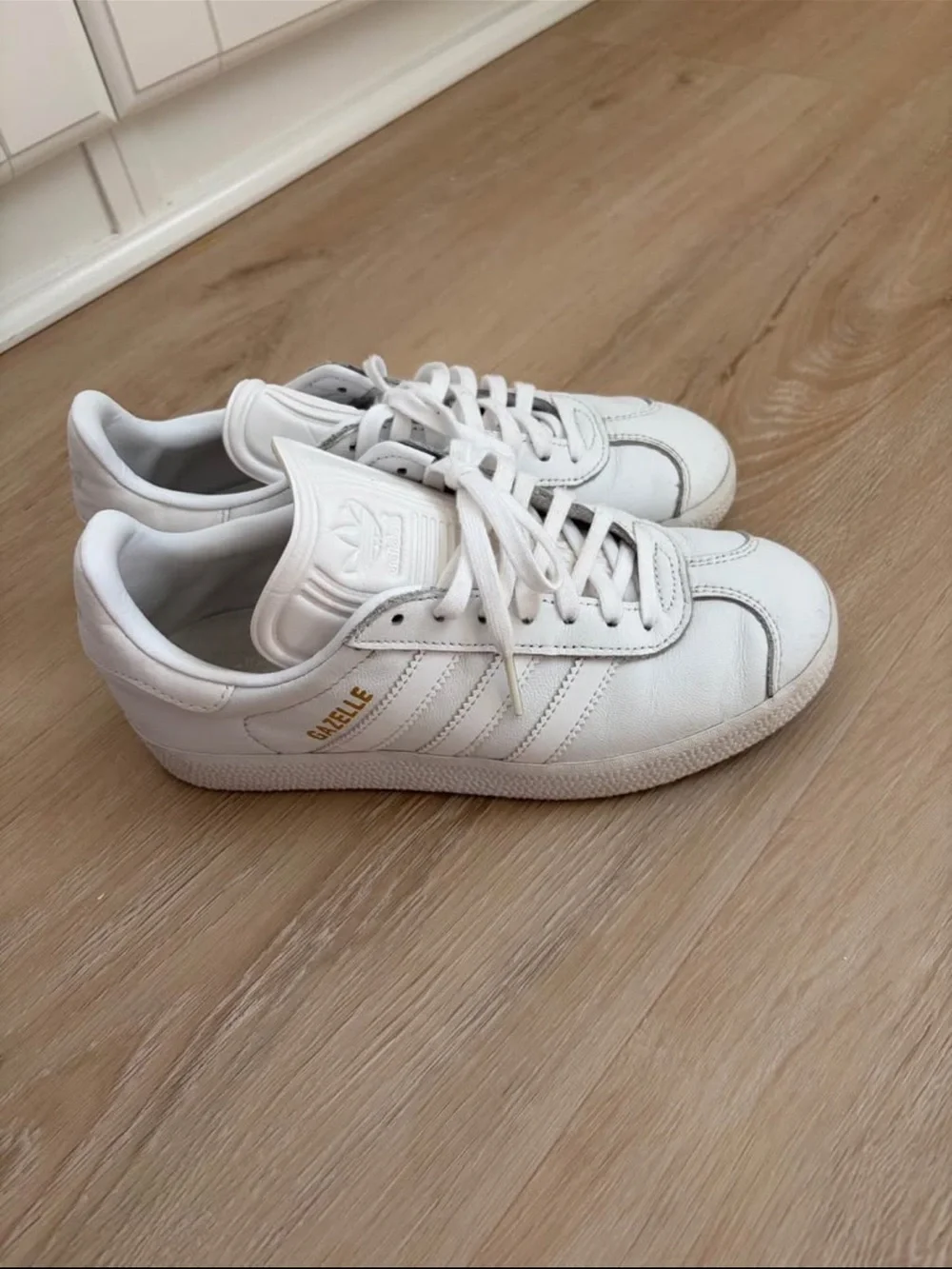 adidas gazelle leather
